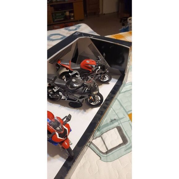 NEW MAISTA HONDA DIE CAST MOTORCYCLE MODELS - Picture 5 of 9